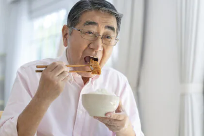 インプラント入れてどれくらい変わるの？噛めるようになる？
